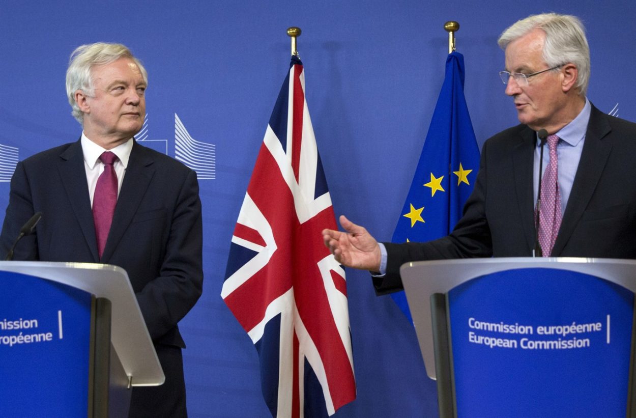 David Davis should announce UK withdrawal from the negotiations unless the European Council consents to trade talks