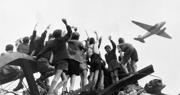 May told to quit by Cabinet and members if vote is lost: Brexit News for Saturday 8 December